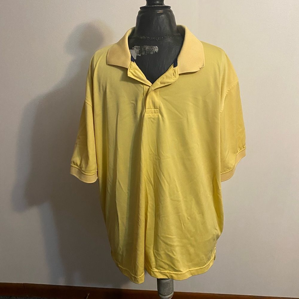 IZOD Yellow Luxury Sport Performance Polo shirt, size XXL